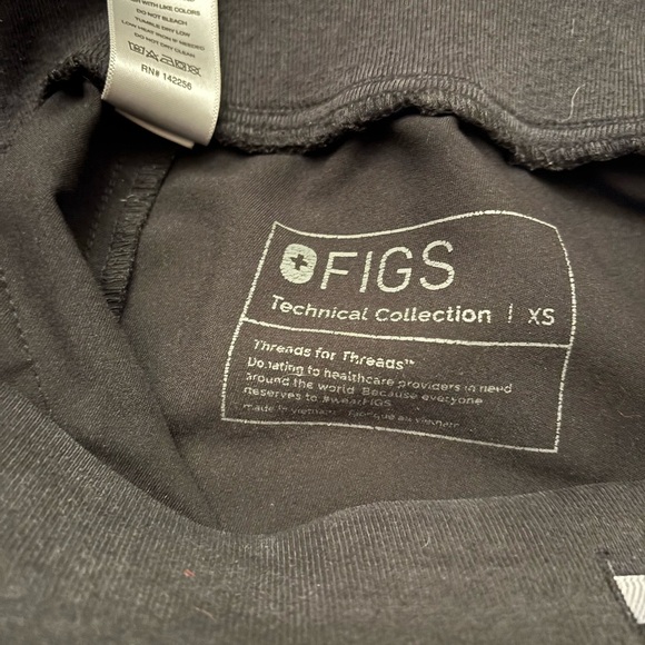 Gray and Black Scrub Pants - Picture 5 of 5